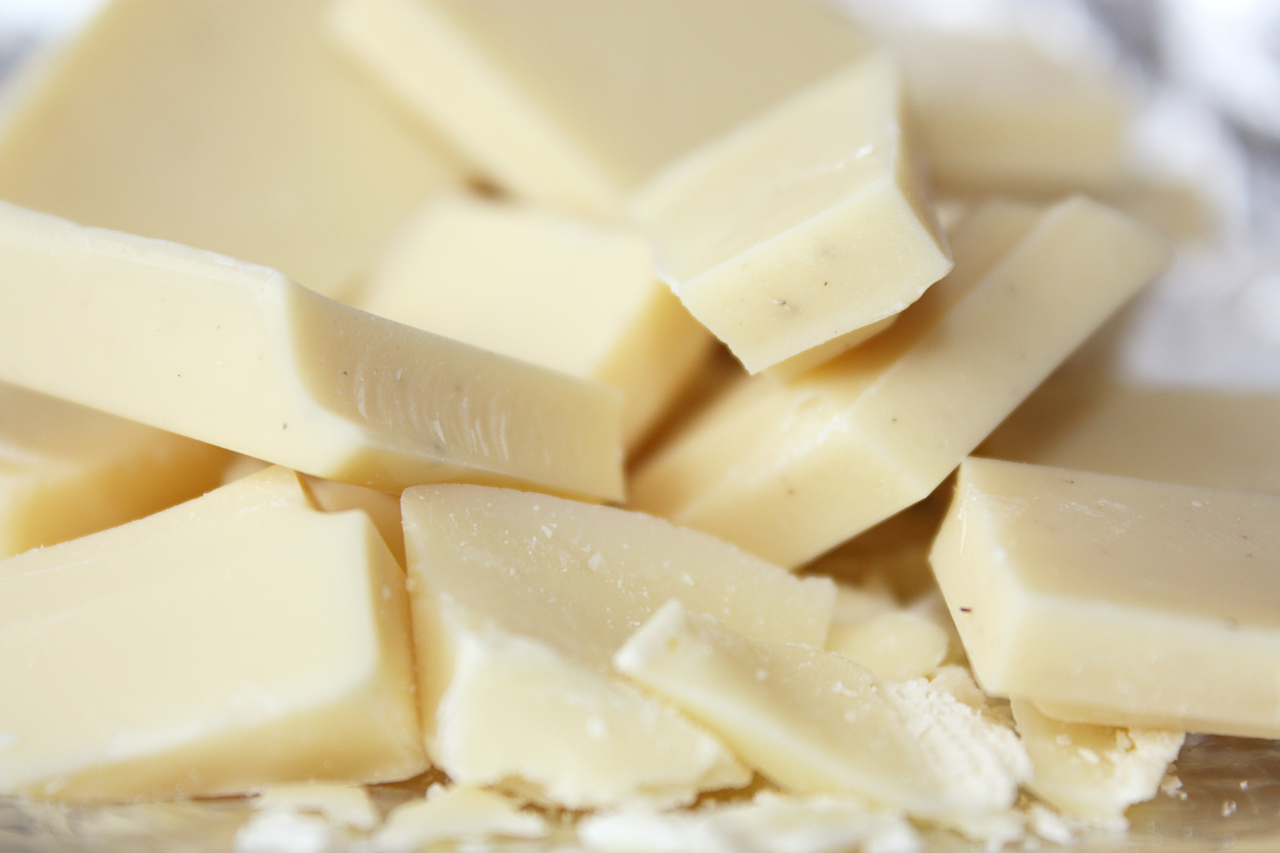 Como é feito o chocolate branco e por que ele divide tantas opiniões 3 Como é feito o chocolate branco e por que ele divide tantas opiniões