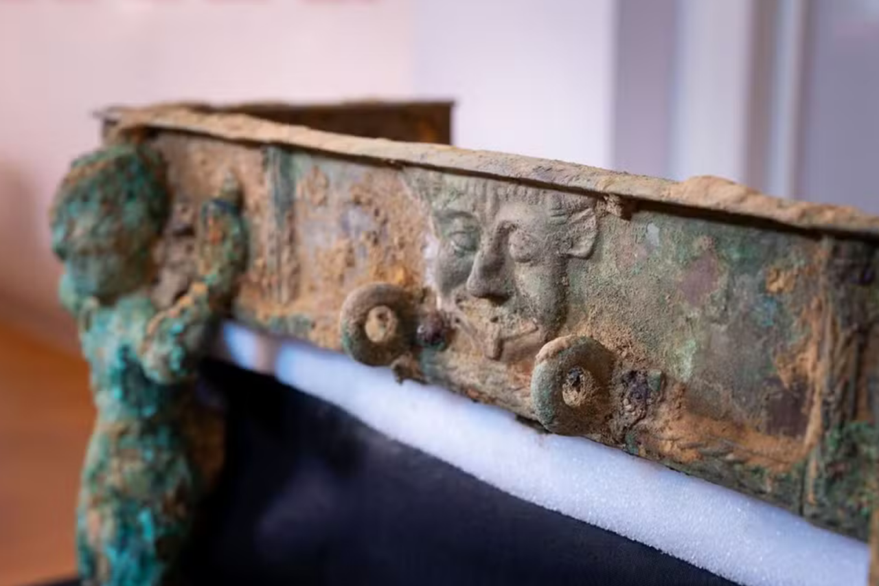 Carruagem de bronze de 2,5 mil anos é descoberta em sítio arqueológico na Espanha 3 Carruagem de bronze de 2,5 mil anos é descoberta em sítio arqueológico na Espanha