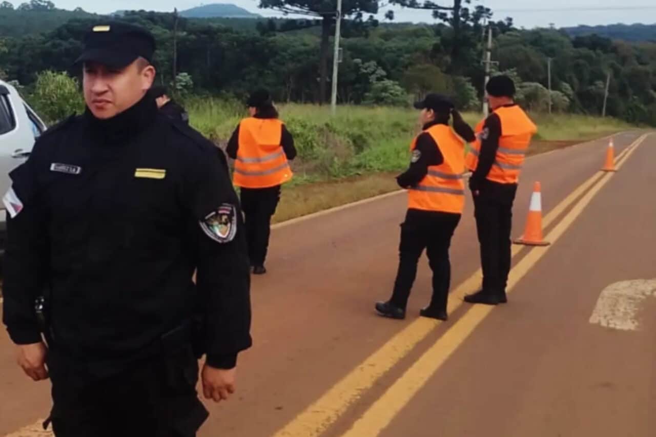 Policial argentina é afastada administrativamente após ser flagrada com contrabando 1 hn76u5