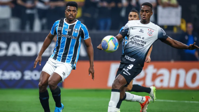 Grêmio é goleado pelo Corinthians mas conquista vaga na Sul-Americana