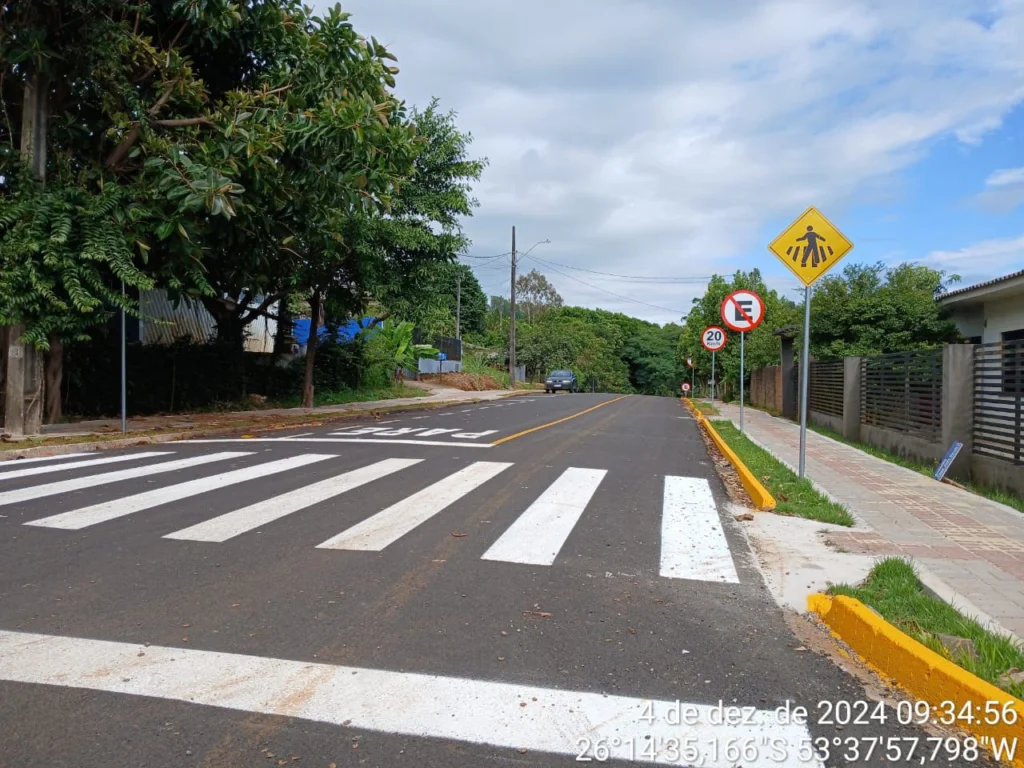 As obras foram concluídas nos Bairros Nossa Senhora de Fátima e Jardim Vale do Capanema