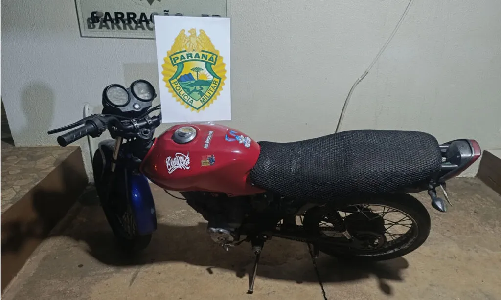 O jovem disse aos policiais que havia comprado a motocicleta pelo Facebook e que sabia que se tratava de uma “moto bruxa”