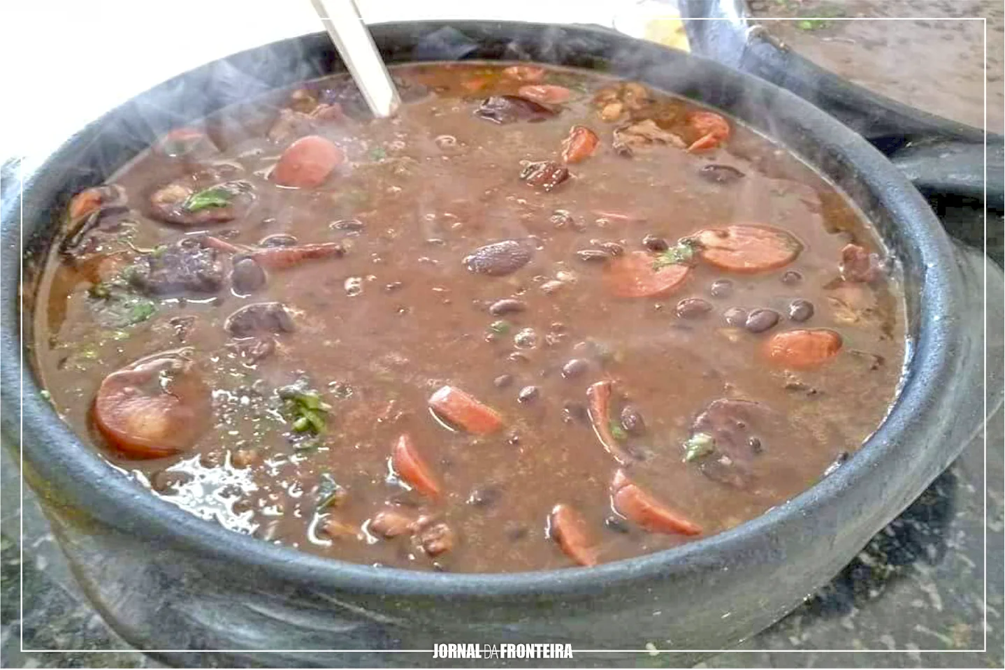 O segredo dos restaurantes para uma feijoada de dar água na boca: Revelado!