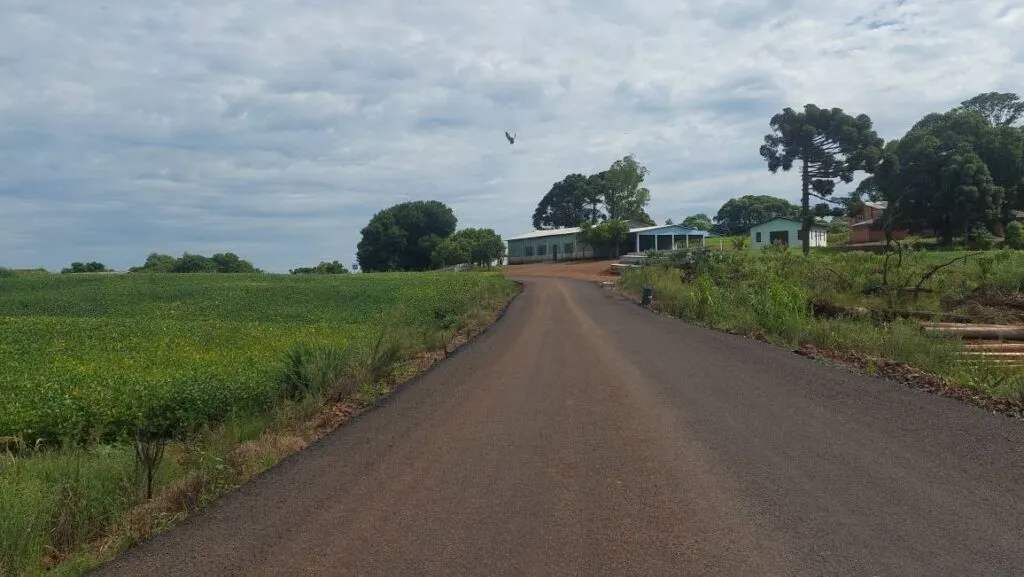 bjs Pavimentacao em TST e realizada na Linha Boa Vista do Capanema2