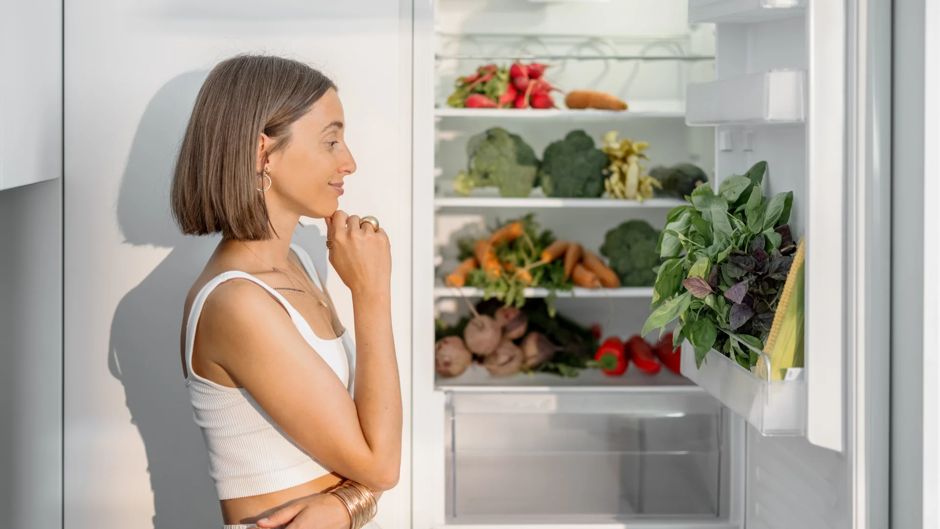 alimentos vão dentro da geladeira e quais vão fora