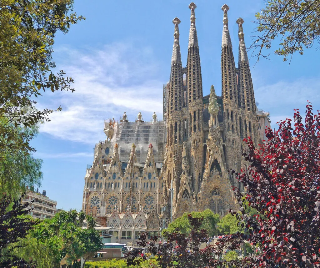 igrejas basilica sagrada familia 1