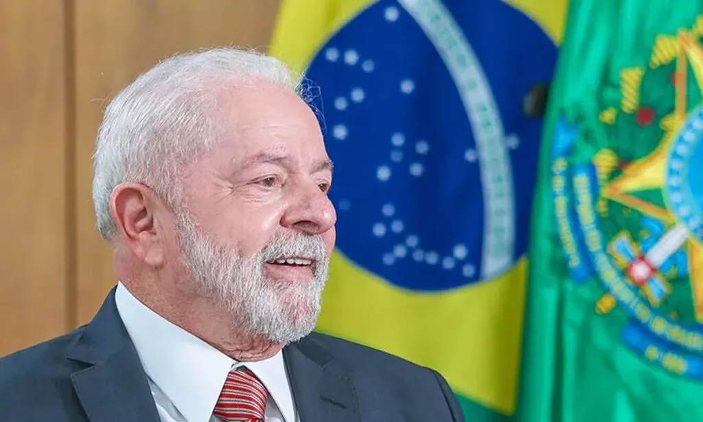 Segundo pesquisa Atlas Intel, desaprovação do governo Lula subiu 1,6 ponto percentual (pp), chegando a mais da metade da população