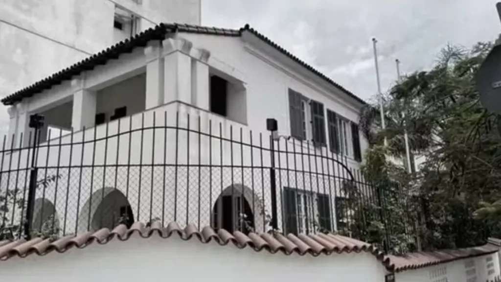 Casa onde foi gravado Ainda Estou Aqui será transformada no Museu do Cinema Brasileiro. Prefeitura do Rio planeja homenagear a produção premiada no Oscar.