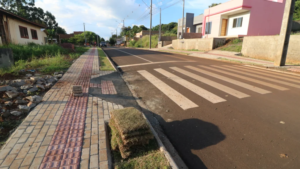 Bom Jesus do Sul, Pranchita, Vitorino, Salgado Filho e Flor da Serra do Sul são beneficiados pelo programa Asfalto Novo, Vida Nova, que moderniza a infraestrutura e melhora a qualidade de vida no Sudoeste do Paraná.