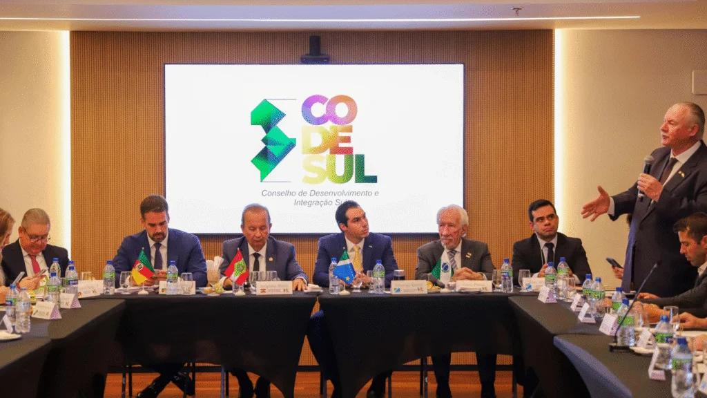 Estados do Sul e Centro-Oeste lançam plano regional e avançam em estratégias conjuntas para o desenvolvimento e enfrentamento de crises climáticas