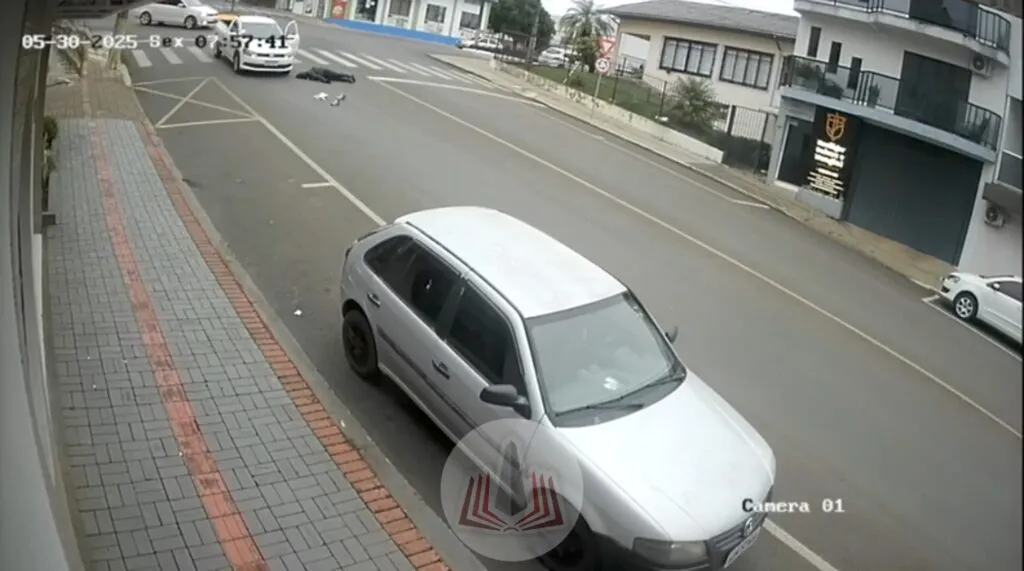 1000873992