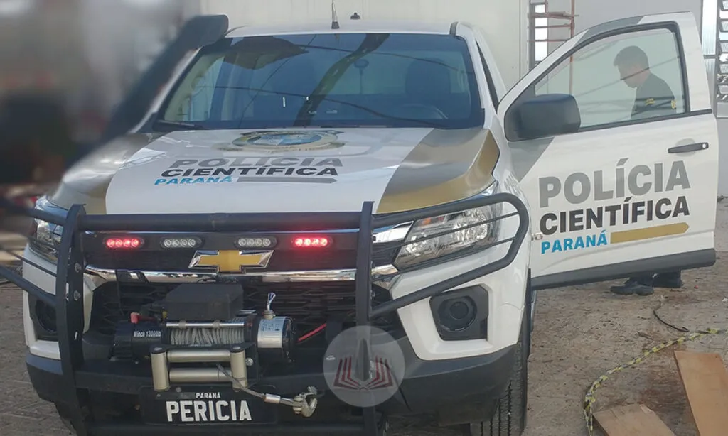 O avô chegou a ser socorrido pelo SAMU, mas não resistiu aos ferimentos. O neto foi preso pelas equipes da Polícia Militar