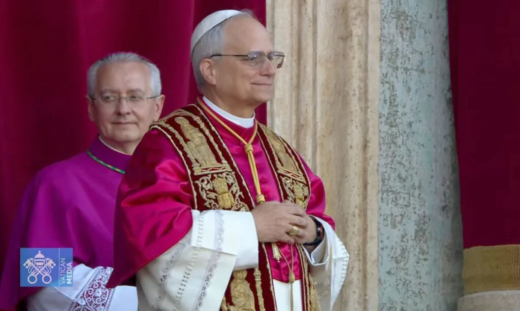 Robert Francis Prevost é o novo Papa