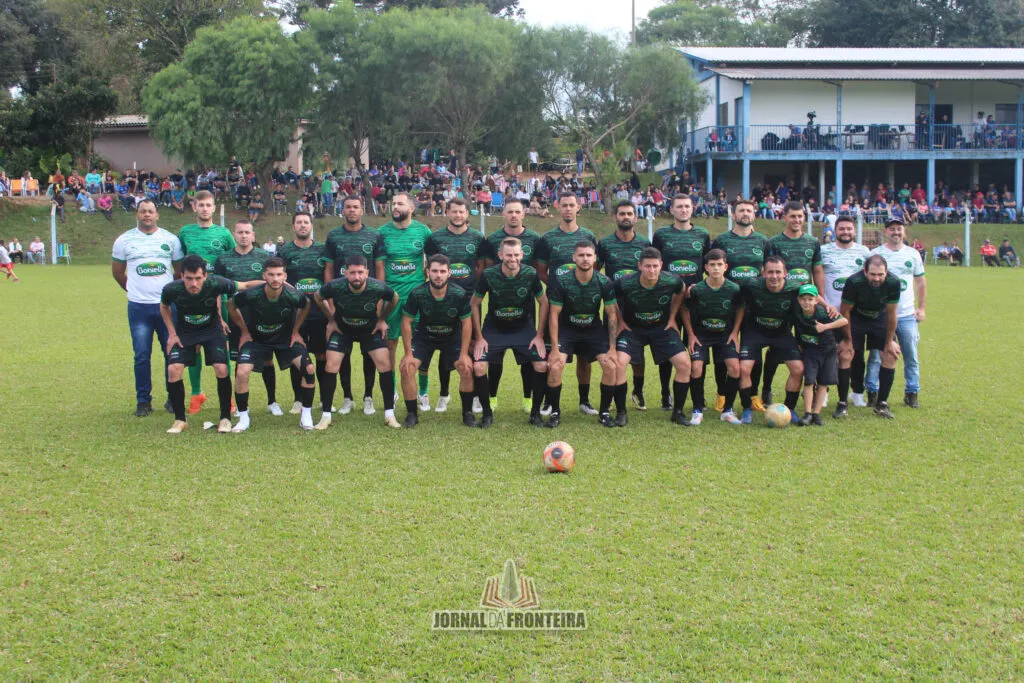 Os times do Harmonia da Linha Maria Preta estarão nas duas finais do Campeonato Cerqueirense que acontecem no próximo sábado