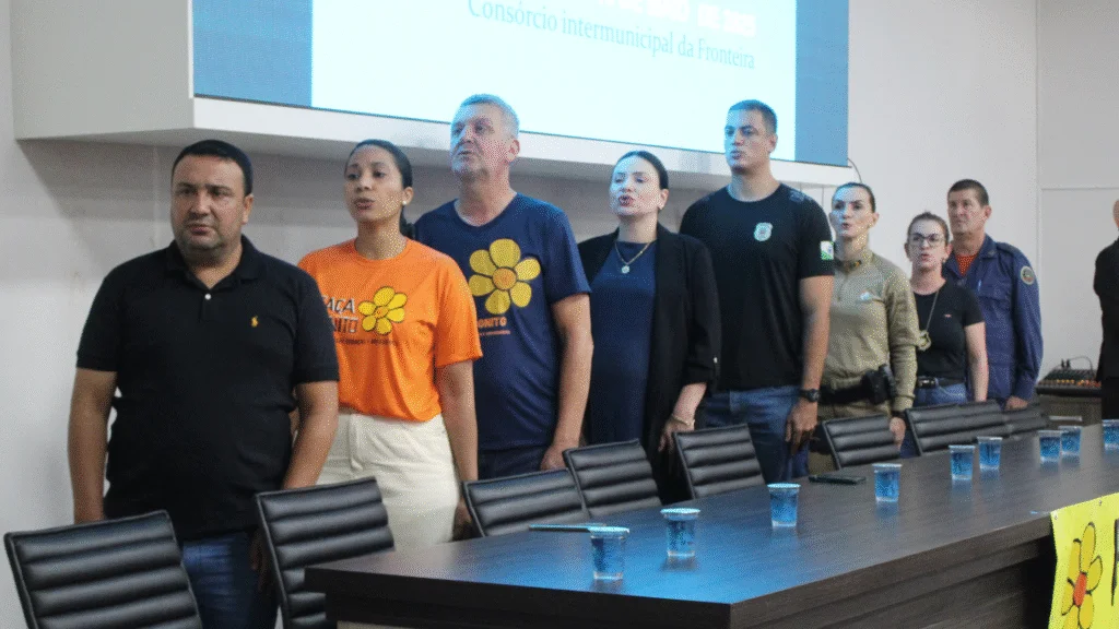 Evento para conscientização sobre o combate à exploração sexual de crianças e adolescentes reuniu os municípios de Dionísio Cerqueira, Barracão e Bom Jesus do Sul