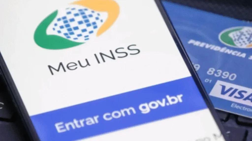 O ministro da Previdência Social, Wolney Queiroz, afirmou que o ressarcimento a aposentados e pensionistas que tiveram descontos indevidos em seus benefícios deve ocorrer antes de 31 de dezembro, prazo definido na última semana. 