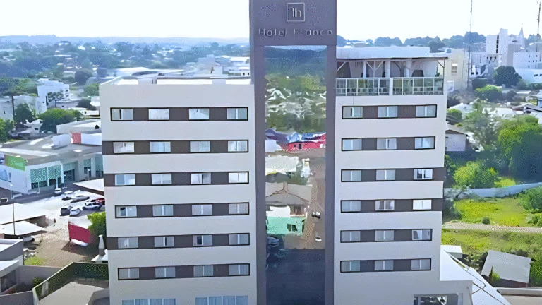 Hotel Franco prepara almoço especial para o Dia das Mães