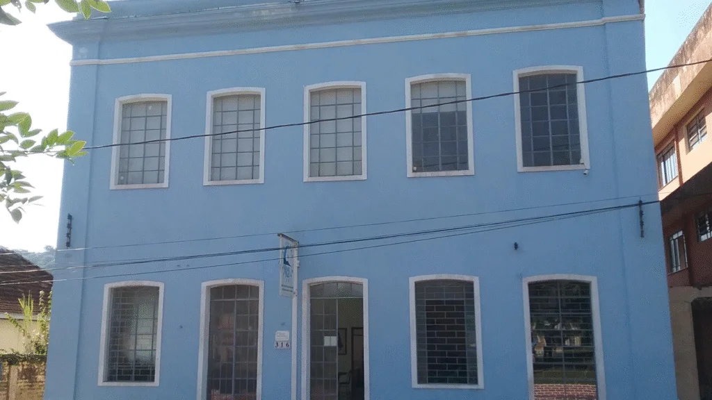 O governo do Paraná vai regularizar, de forma simultânea, 300 imóveis públicos estaduais localizados em diferentes regiões do estado. 