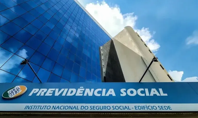 Vítimas de fraude do desconto indevido do INSS serão notificadas a partir de terça-feira