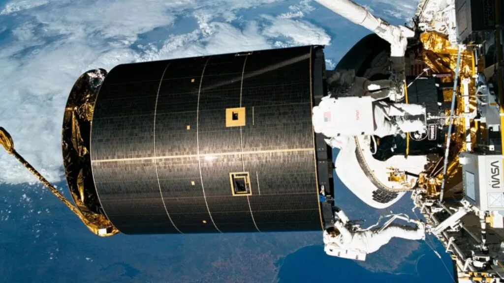 7 de maio de 1992: a épica caminhada espacial tripla da NASA
