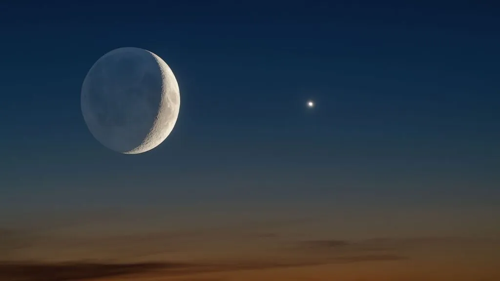 Lua e Júpiter farão encontro raro no céu hoje!