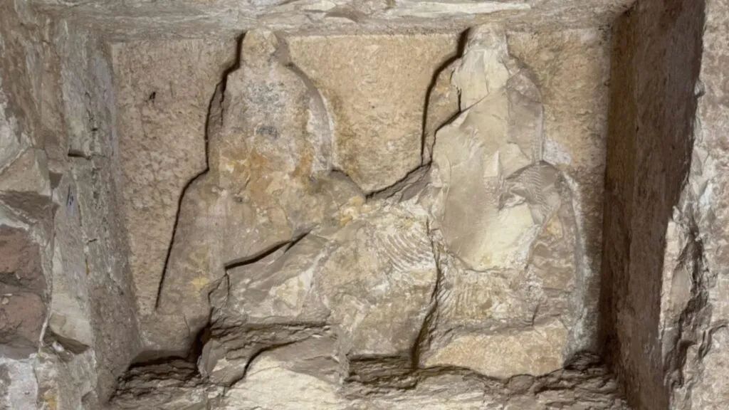 Após 50 anos, arqueólogos identificam quem está enterrado na tumba em Luxor