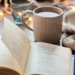 3 livros encantadores que se passam em cafeterias
