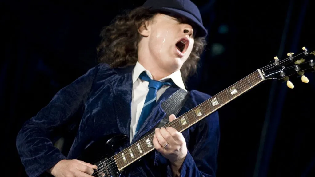 As primeiras músicas que lançaram as 7 maiores bandas de rock dos anos 70