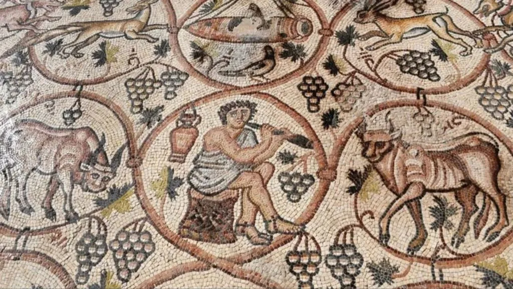 Mosaico bizantino de 1.600 anos encanta em Israel