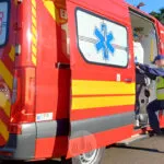Ciclista argentina fica ferida ao sofrer queda na Av. Internacional
