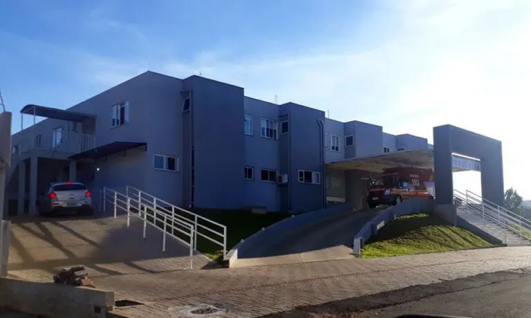 Alta procura devido a síndromes gripais e respiratórias gera demora no atendimento no Hospital Municipal