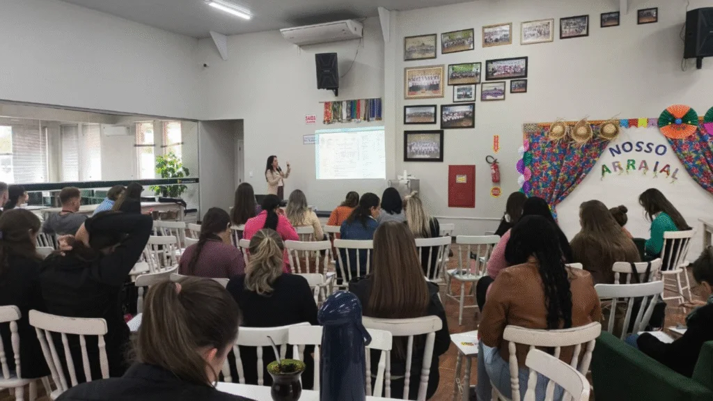 Escuta especializada é tema de capacitação em São José do Cedro