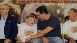 Paraná avança com políticas públicas para atender uma população cada vez mais idosa