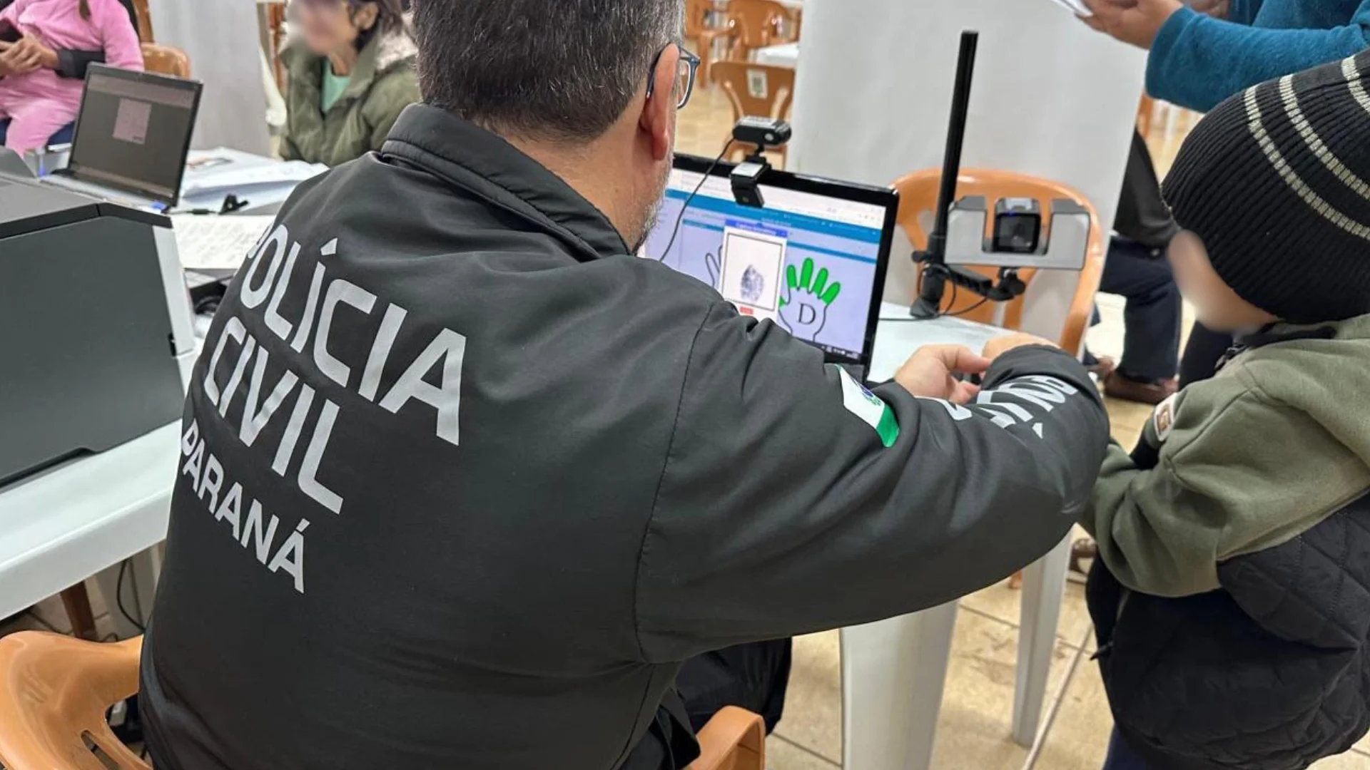 Paraná lidera emissão da nova Carteira de Identidade Nacional com 2 milhões de documentos emitidos