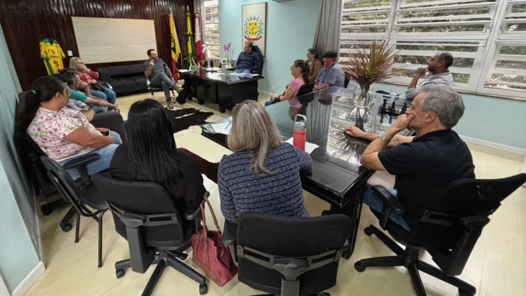 São José do Cedro garante R$ 400 mil para pavimentação no interior