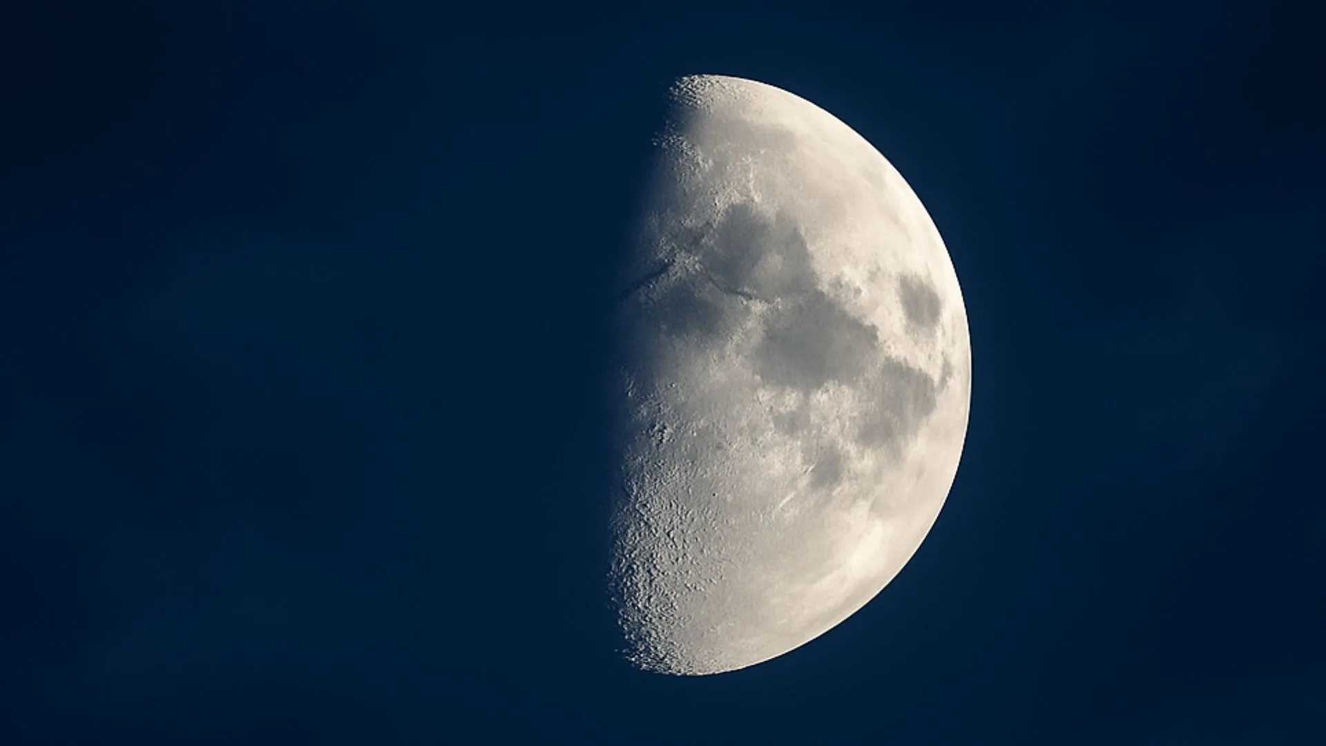 Fase da Lua hoje (05/06)