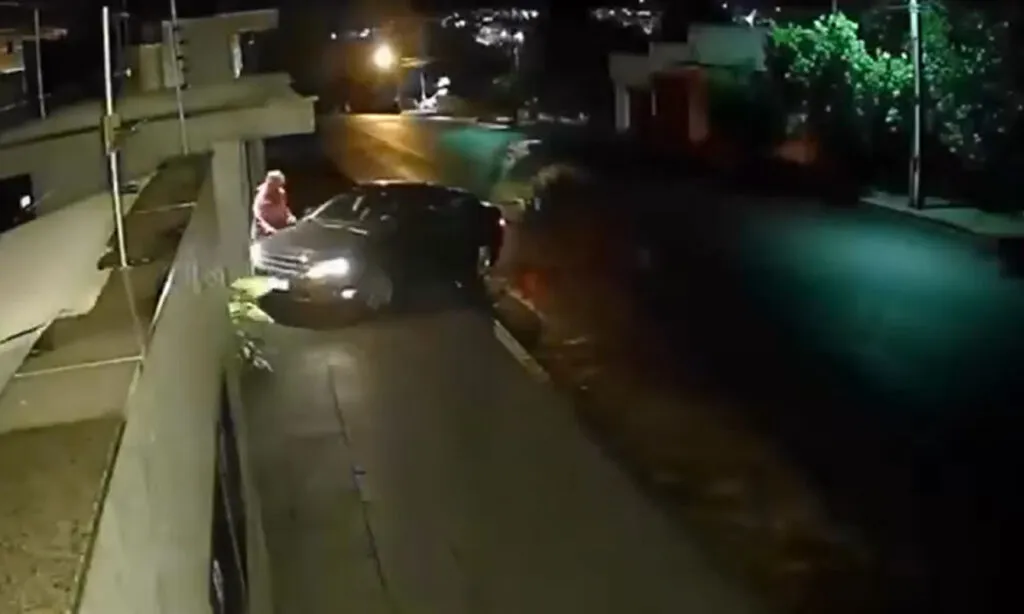 Mulher vítima de tentativa de atropelamento tinha medida protetiva contra autora