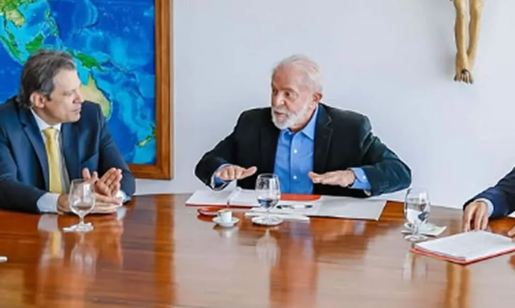 A revogação, por parte do Senado, de todo o decreto representa uma derrota para o governo e pode provocar um contingenciamento no orçamento federal