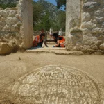 Encontrados mosaicos bizantinos com inscrição misteriosa que intrigou historiadores (veja fotos)