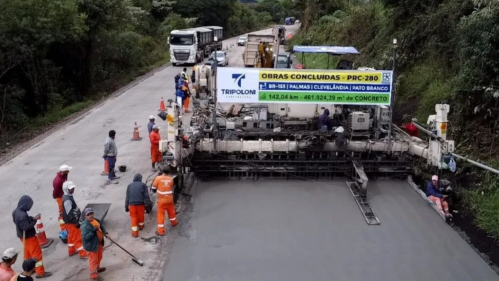 Concretagem da PRC-280 entre Pato Branco e Clevelândia chega ao fim 3 Concretagem da PRC-280 entre Pato Branco e Clevelândia chega ao fim
