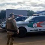 Menino de 4 anos vê pai matar mãe e padrasto a facadas