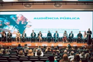 Evento trata da atuação conjunta entre conselheiros tutelares e forças de segurança