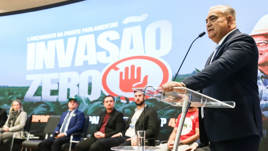 A Assembleia Legislativa de Santa Catarina lançou nesta terça-feira (1º) a Frente Parlamentar “Invasão Zero”, com foco na defesa da propriedade privada e na prevenção de conflitos fundiários em áreas urbanas e rurais. 