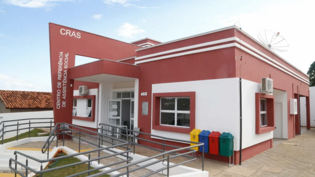 Governo do Paraná investe R$ 25,2 milhões na construção de novos CRAS e CREAS em 22 municípios para ampliar o atendimento social no estado