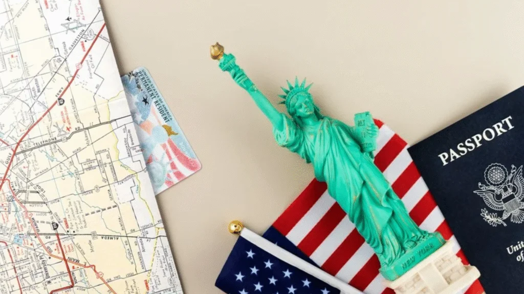 Estados Unidos adicionam tarifa de US$ 250 ao processo de emissão de vistos, válida para turismo, estudo e trabalho. Medida pode entrar em vigor em outubro