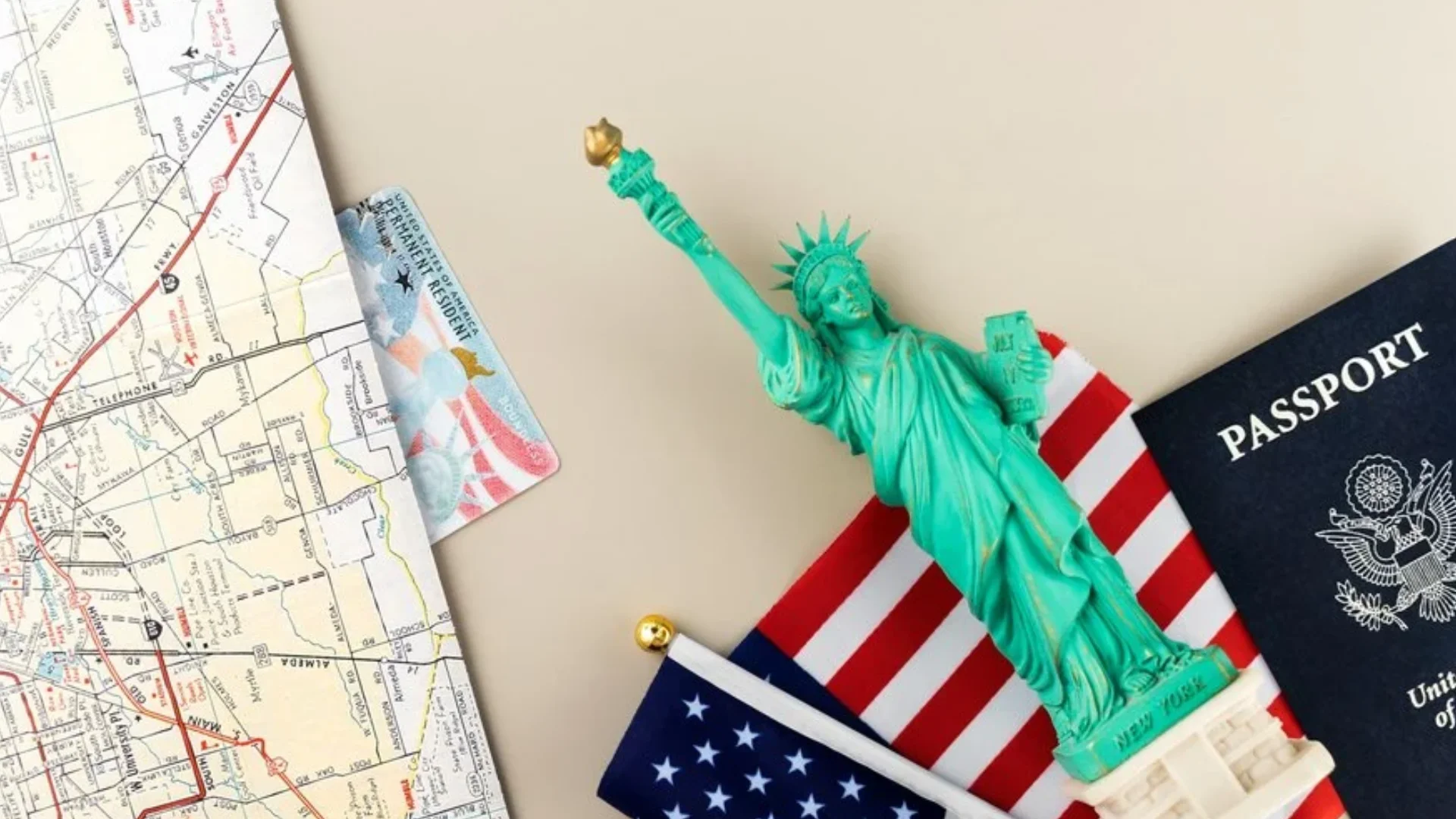 Estados Unidos adicionam tarifa de US$ 250 ao processo de emissão de vistos, válida para turismo, estudo e trabalho. Medida pode entrar em vigor em outubro