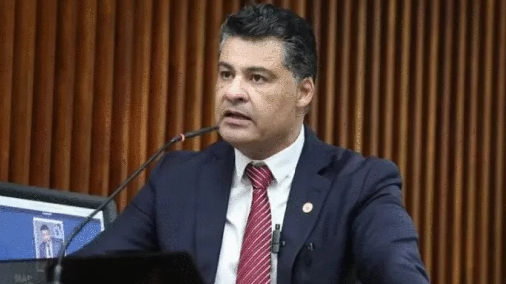 Paraná pode ter novas regras para sinalizar radares em rodovias estaduais, com foco em prevenção, visibilidade e transparência no trânsito