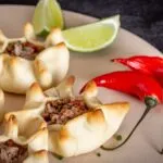 Receita de esfirra aberta de carne