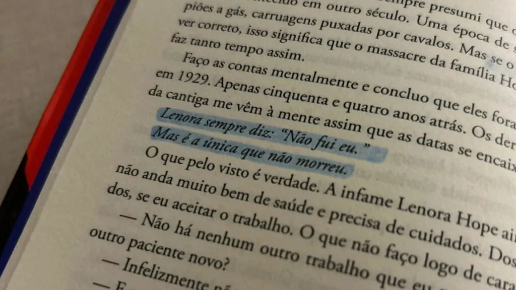 Resenha do livro "O Massacre da Família Hope" de Riley Sager