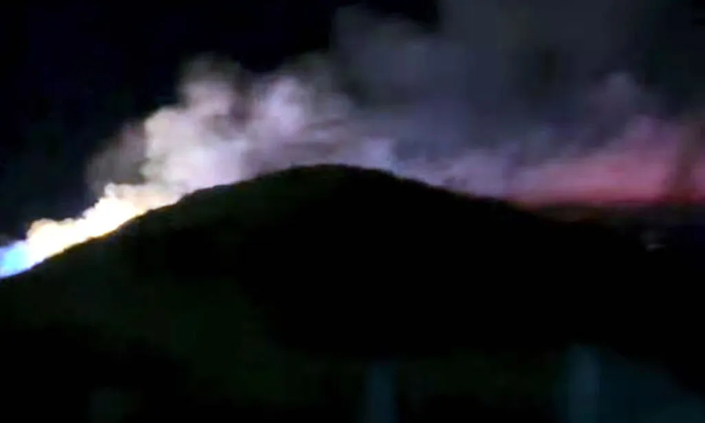 O incêndio teria sido provocado por indivíduos que haviam ingressado clandestinamente na área do aeroporto